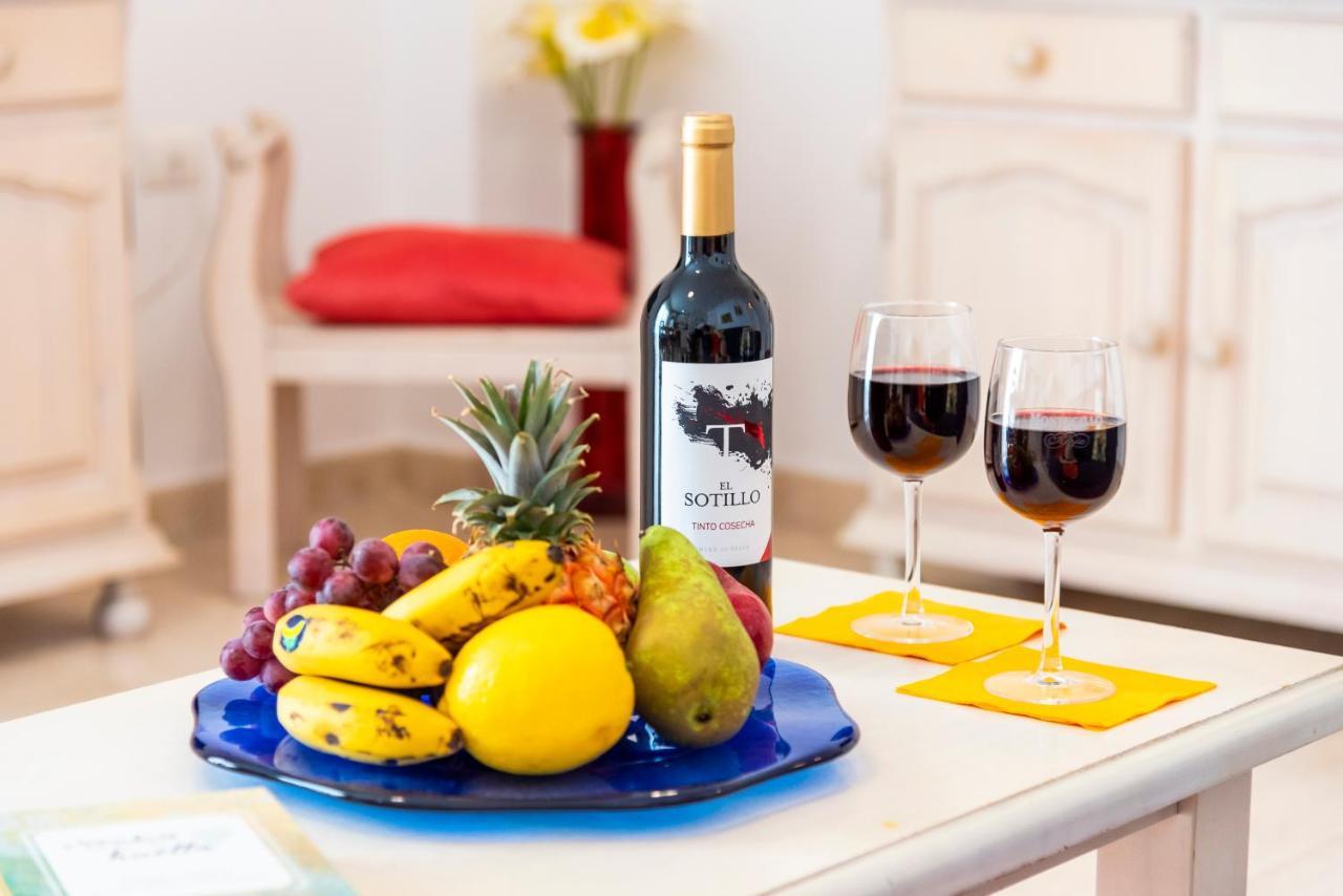17 Los Cristianos Central By The Beach ,Wifi Arona  Buitenkant foto